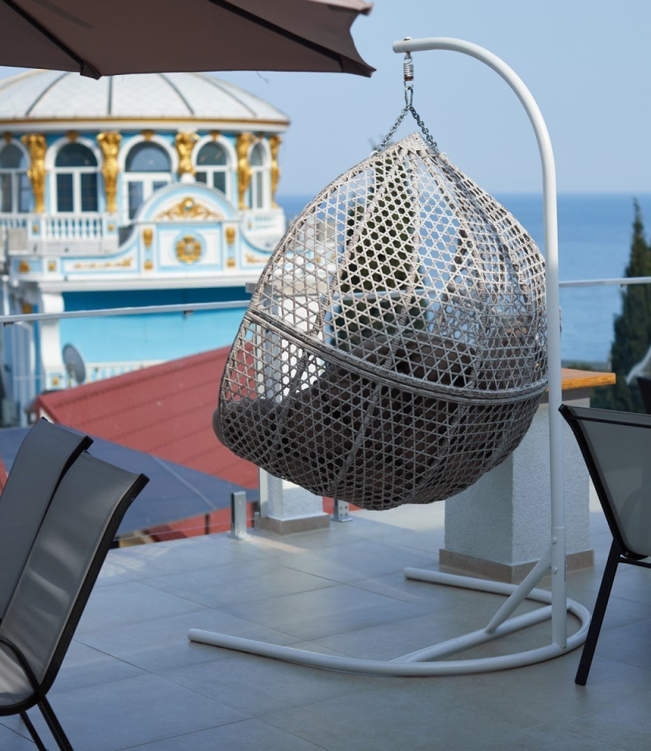 Кресло для отдыха в отеле VILLA MIRA  в Алуште, Крым