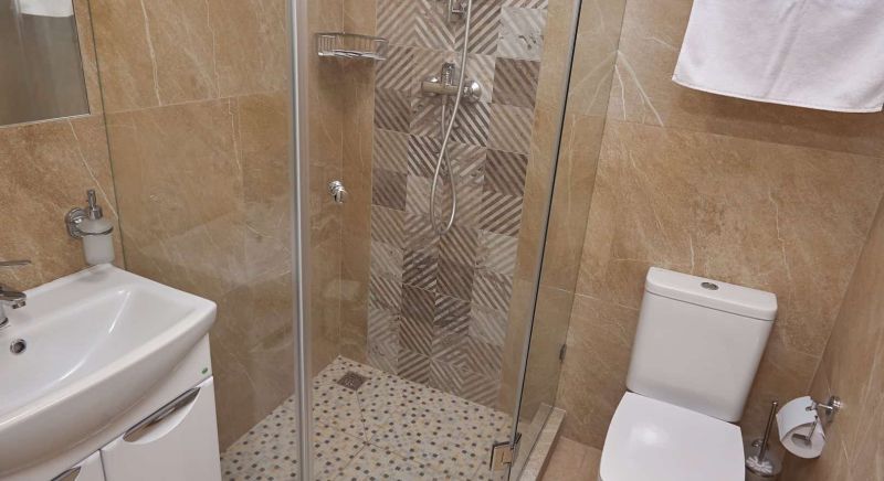 Ванная комната в 2-х комнатном номере отеля Вилла Мира в Крыму